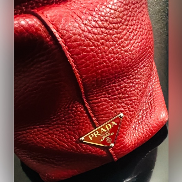 💫💫💯BEAUTIFUL VINTAGE 🛍️🛍️PRADA 🛍️🛍️Camel Vitello Diane Leather Bag💫💫💫 - Picture 3 of 16